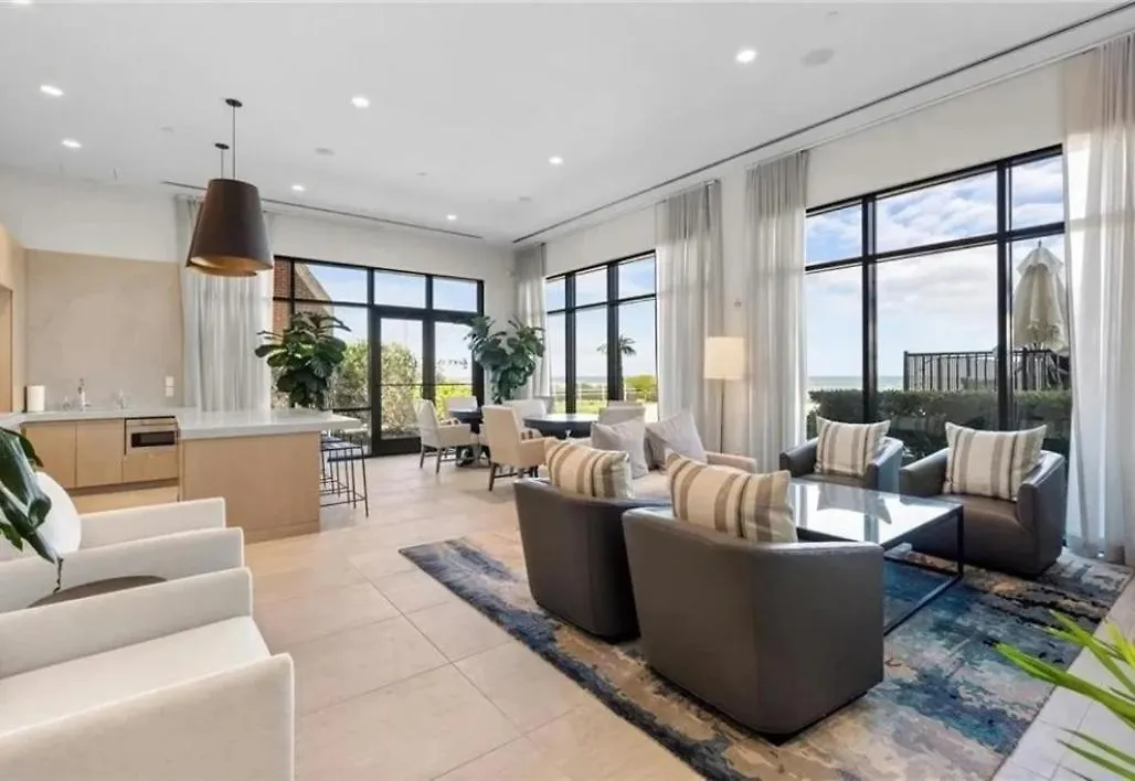 شقة Enjoy The Art Of Oceanfront Living فيرجينيا بيتش